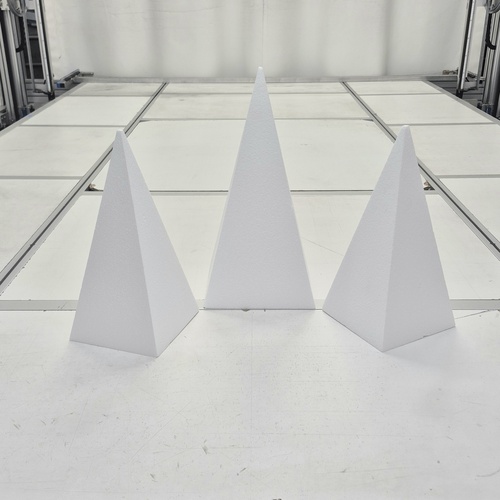 Pyramide pour macarons → 9 tailles disponibles jusqu’à 1.1 mètres de hauteur